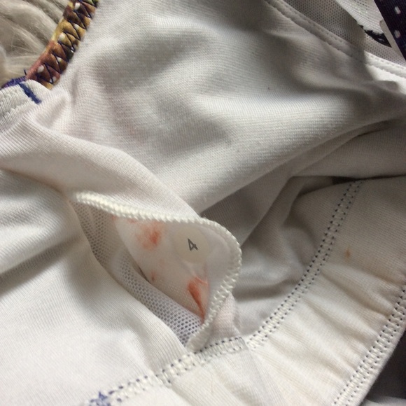 LuLuLemon Running in the City Tank Top - Picture 10 of 11